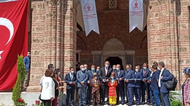 8 yıldır kapalı olan İznik Müzesi Bakan Ersoy’un katıldığı törenle açıldı