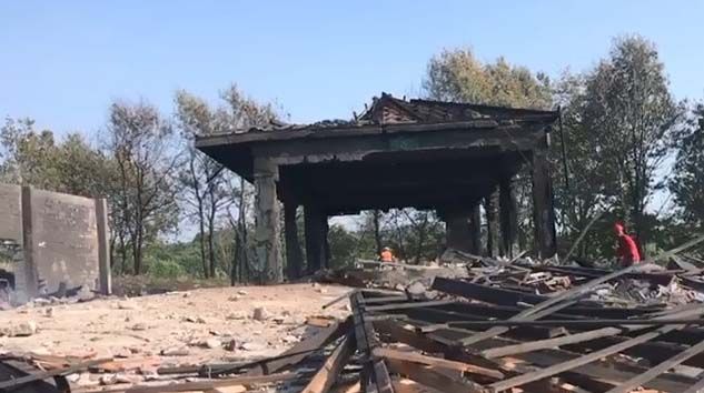 Havai fişek fabrikasından geriye beton bloklar kaldı