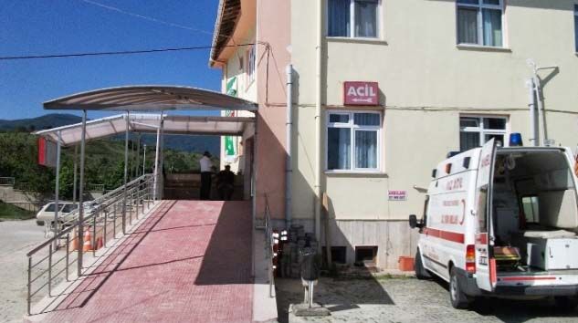 8 yaşındaki çocuk oynadığı silahla kendini vurdu