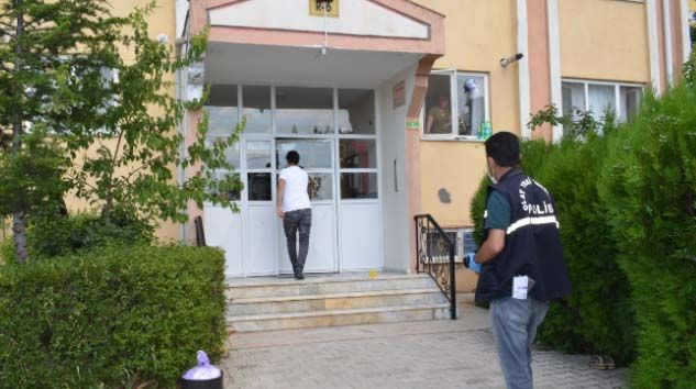 Kayınbiraderini dövüp ölen engelli oğlunun cenazesini alıp gitti