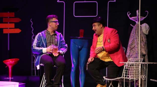 Hasret sona erdi, Kartal’da tiyatro perdeleri açıldı