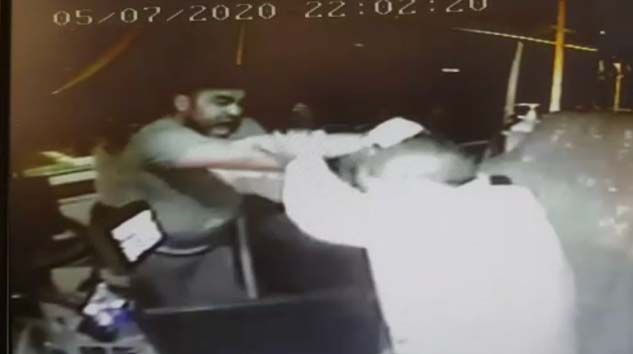 Maske yüzünden otobüs şoförünü darp etti