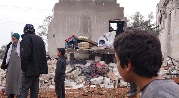 Rus uçakları İdlib’de ölüm saçtı: 26 ölü