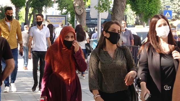 Maske kullanırken cildinizi koruyun