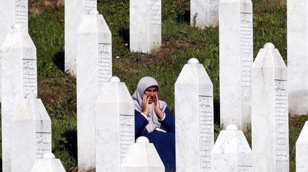 Srebrenitsa soykırımının 9 kurbanı toprağa verildi