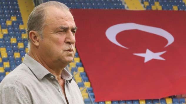 Fatih Terim: Benim takımlarım kaybedebilir ama vazgeçmez, vazgeçtiğini görüyorum