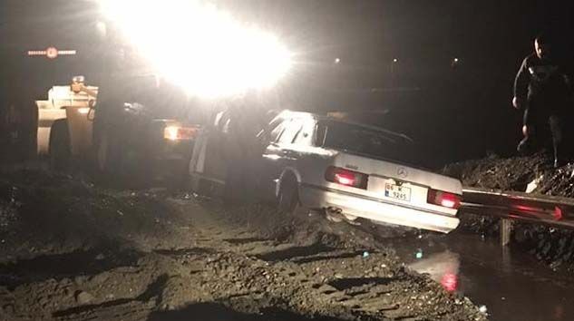 Artvin’de sele kapılan bir kişi kalp krizi geçirerek hayatını kaybetti