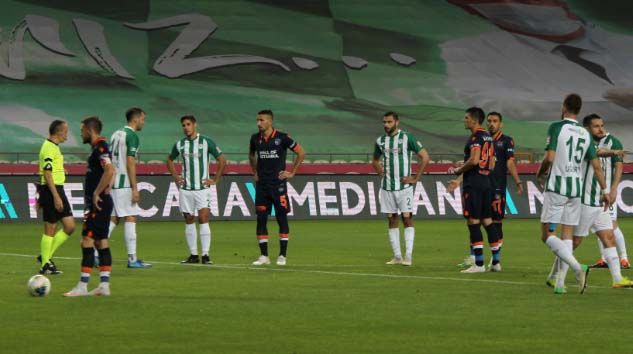 Başakşehir fırsatı tepti: Konyaspor: 4 – Başakşehir: 3
