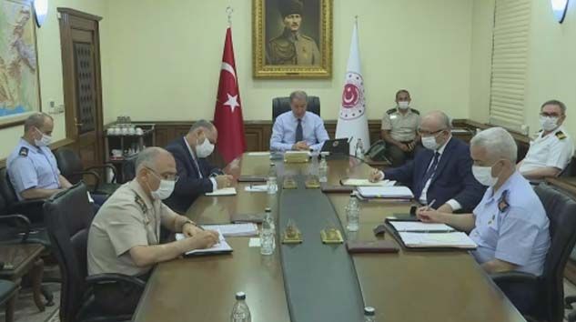 Hulusi Akar: Pençe Kaplan’da 62 terörist etkisiz hale getirildi