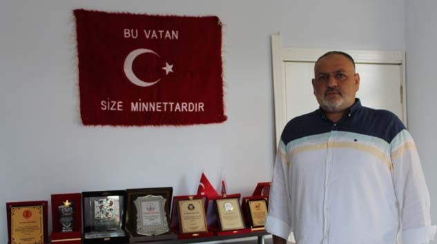 Tankların egzozuna tişört tıkayarak durduran Mehmet Şükrü Kıntaş o geceyi anlattı