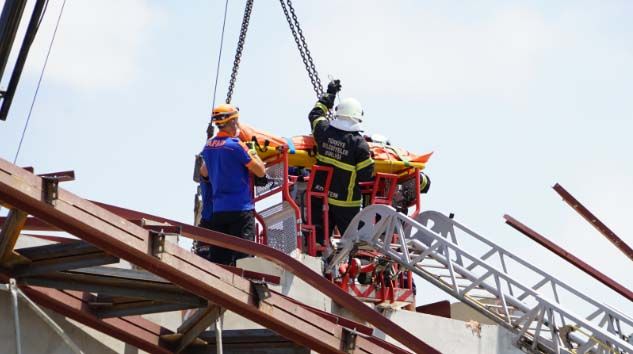 Kastamonu’da spor salonu inşaatı çöktü: 1 ölü, 1 yaralı