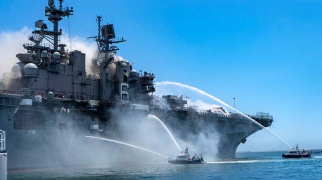 ABD’de savaş gemisindeki yangın 6 gün sonra söndürüldü