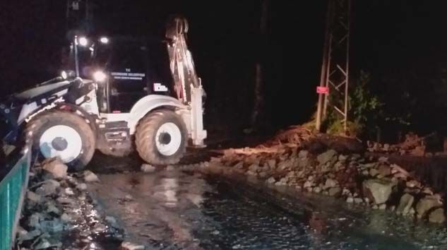 Erzurum’da sel hayatı felç etti: 1 okul ve 1 ev sular altında kaldı