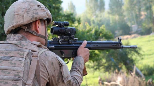 Siirt’te PKK terör örgütüne üye olmaktan aranan 4 kişi yakalandı