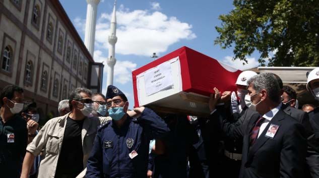 Bursa’da şehit komiser yardımcı İrfan Aydoğan’a son vedâ