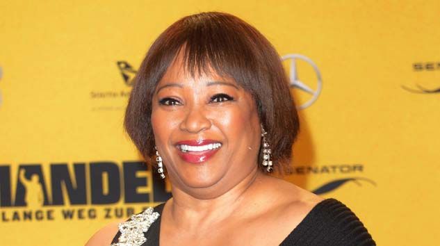 Covid-19’dan ölen Mandela’nın kızı son yolculuğuna uğurlandı