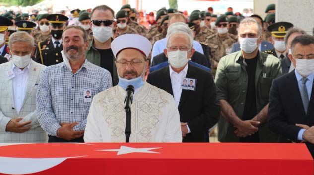 Düşen uçakta şehit olan Samet Üstüner ve Mustafa Keskin Ankara’da son yolculuklarına uğurlandı