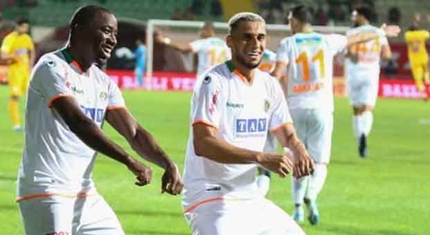 Orta yaptı, gol oldu, tur geldi