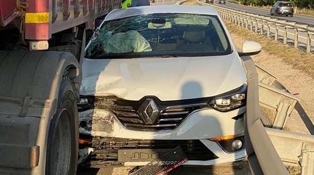 Yücel Yenilmez trafik kazası geçirdi