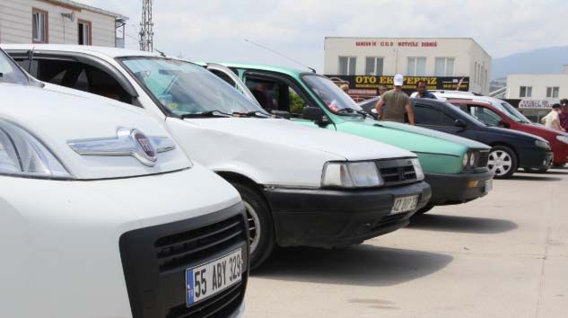 İkinci elde fiyatlar sıfırı geçti