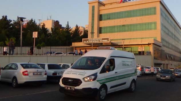 Üvey kardeşlerin ev yapma meselesinde kan aktı: 1 ölü, 4 yaralı