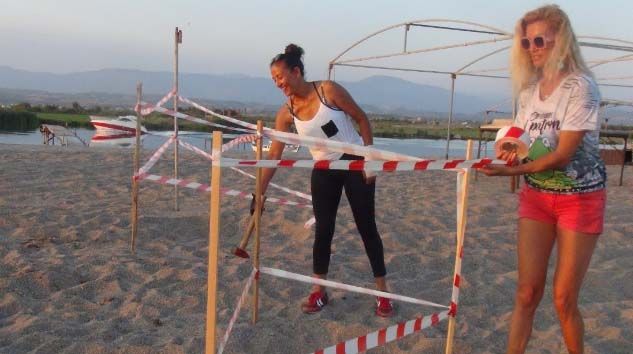 Tuğba Özay: Caretta yuvalarını yıkanlar mahluktur