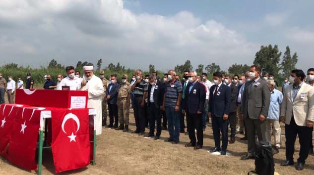 Adanalı şehit Beşinci Kademeli Çavuş Alper Yaman son yolculuğuna uğurlandı