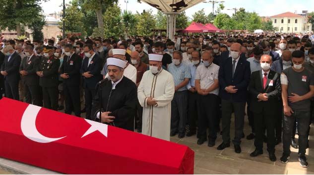 Şehit polis Erkan Gökteke son yolculuğuna uğurlandı