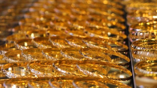 Altının gram satış fiyatı 399,50 lira