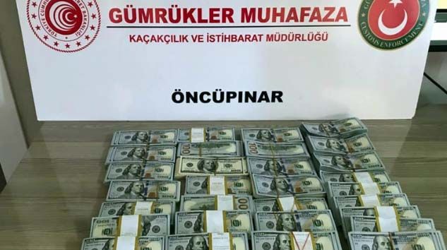 Suriye’ye kaçırılmak istenen 300 bin ABD Doları ele geçirildi