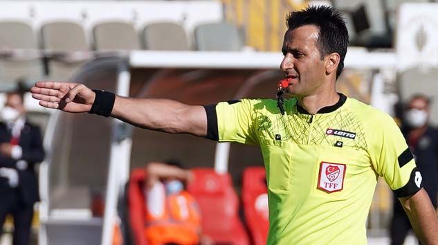 Antalyaspor – Galatasaray maçını Suat Arslanboğa yönetecek