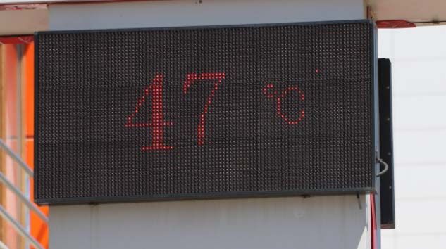 Diyarbakır’da termometreler 47 dereceyi gösterdi