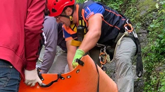 Trabzon otomobil uçuruma yuvarlandı Fatma Kum öldü