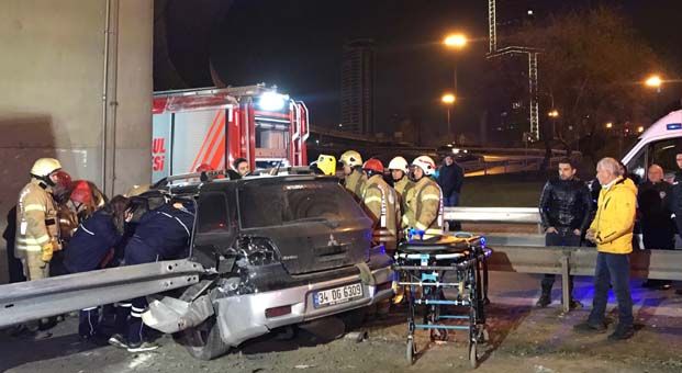 Otomobille kaza yapan 14 yaşındaki çocuğun bacağı koptu