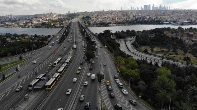 Haliç’te trafik yoğunluğu sürüyor