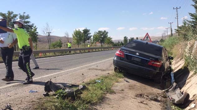 Vali Karaömeroğlu’nun yaralandığı kazada bir kişi öldü