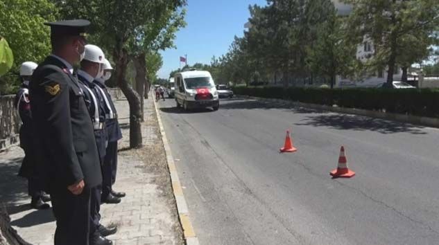 Silah kazası sonucu hayatını kaybeden Jandarma Uzman Onbaşı Orhan Erçoğul defnedildi