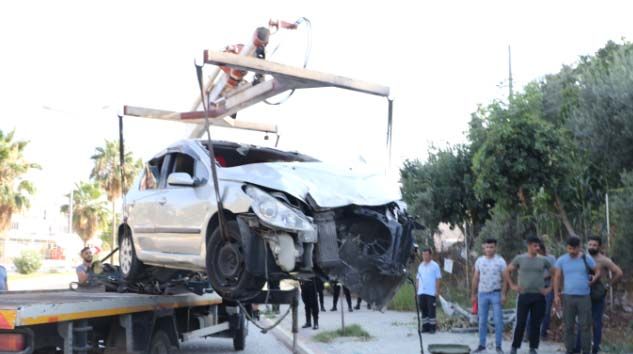 Mersin’de özel harekat polisleri kaza yaptı: 4 yaralı