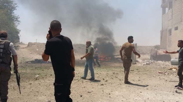 Resulayn’da bomba yüklü araçla saldırı : 4 ölü 10 yaralı