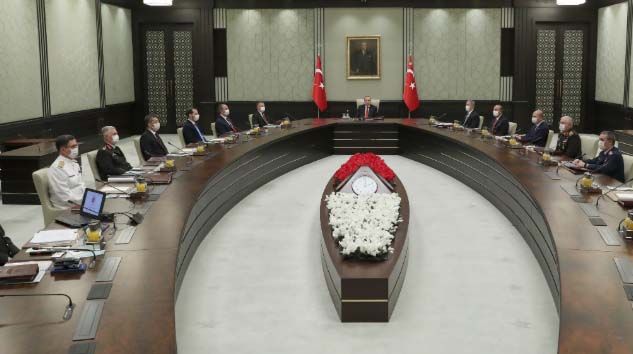 Cumhurbaşkanı Erdoğan başkanlığında yapılan YAŞ toplantısı 45 dakika sürdü