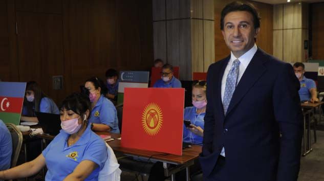 Dosso Dossi bu sene dijitale döndü