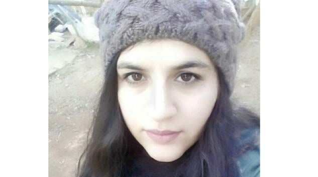 Yolun karşısına geçerken otomobilin çarptığı genç kız hayatını kaybetti