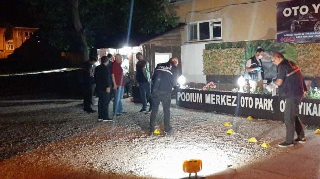 Otoparkta silahlı kavga: 1 ölü, 2 yaralı