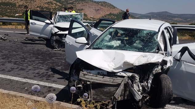 Bingöl’deki kazada 2 kişi hayatını kaybetti