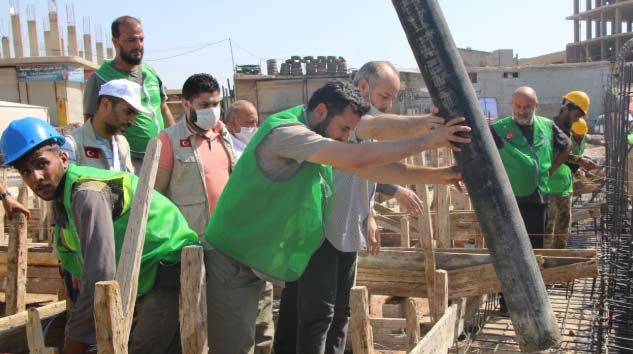 Afrin’de 1500 kişilik cami inşaatına başlandı
