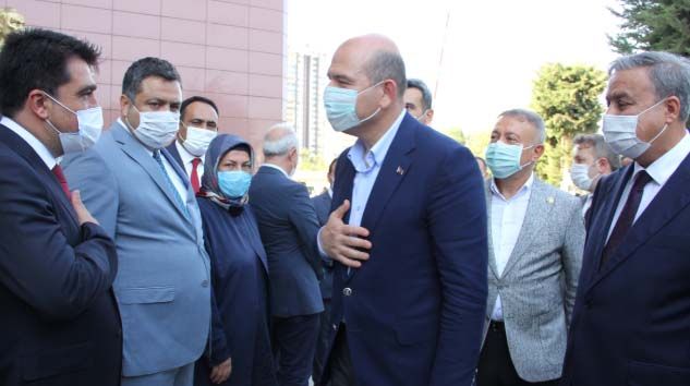 İçişleri Bakanı Soylu, güvenlik toplantısı için Mersin’e geldi
