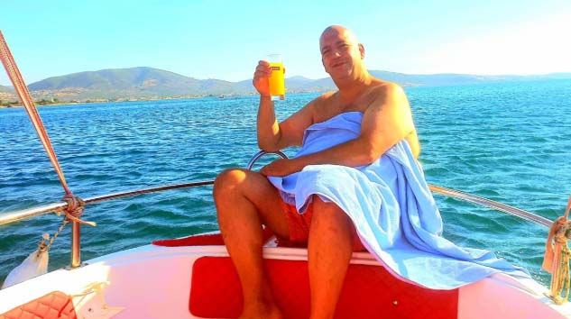 “Biraz tatil yapalım dedik” paylaşımı sonrası tekneleri battı