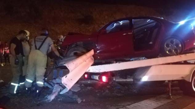 Otomobil bariyere ok gibi saplandı: Fırat Demir öldü