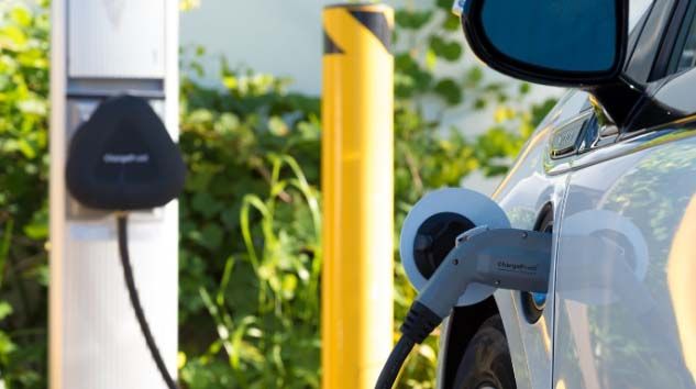 Elektrikli ve hibrit otomobil satışları arttı