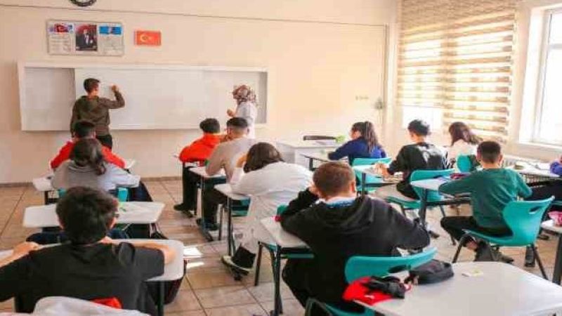 Rehberlik dersi ortaokulların bütün kademelerinde mecburi oldu Rehberlik dersi ortaokulların bütün kademelerinde mecburi oldu